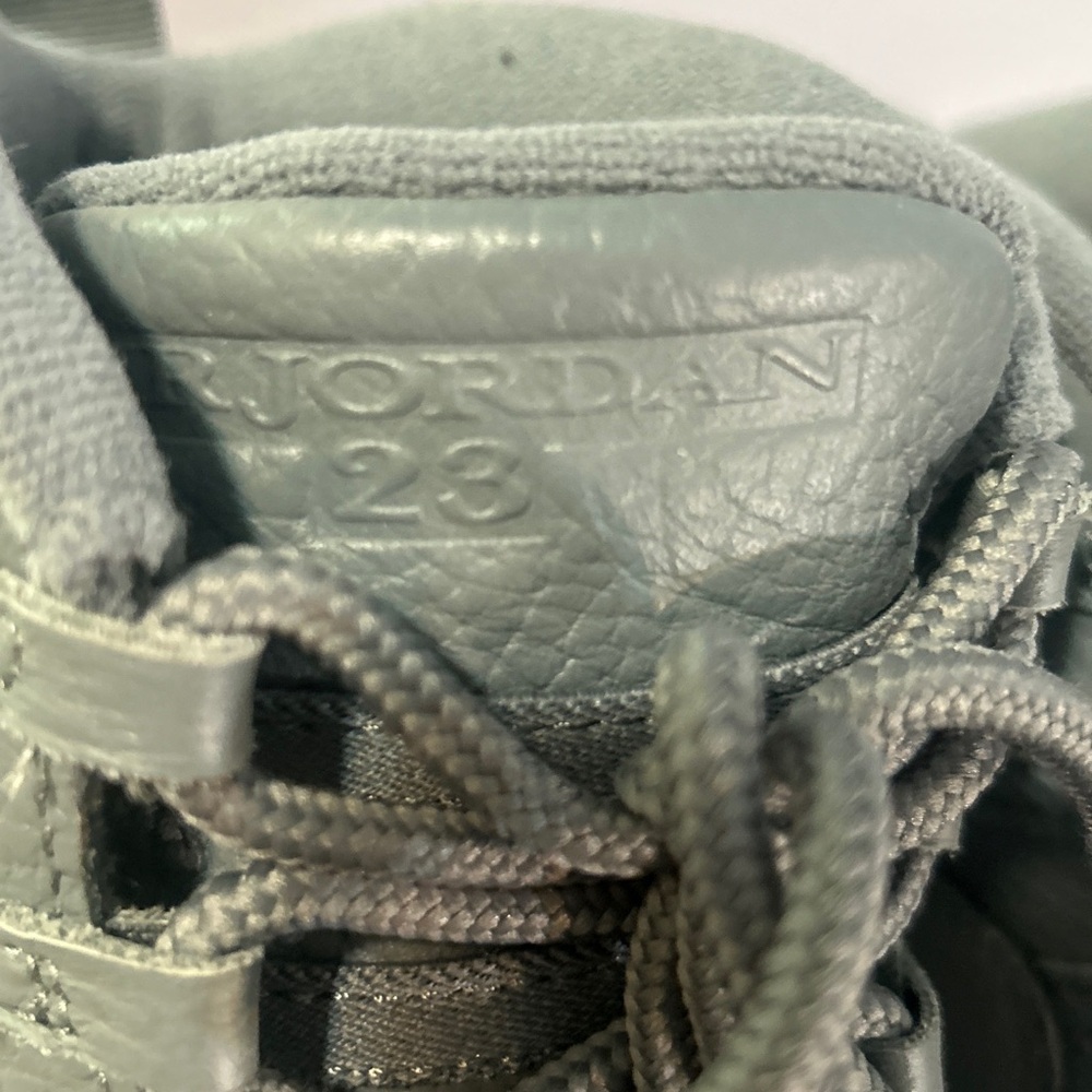 Size 12 - Nike Air Jordan 10 Retro 2018 Cool Grey Sz 12 Plus Receipt - Picture 5 of 16